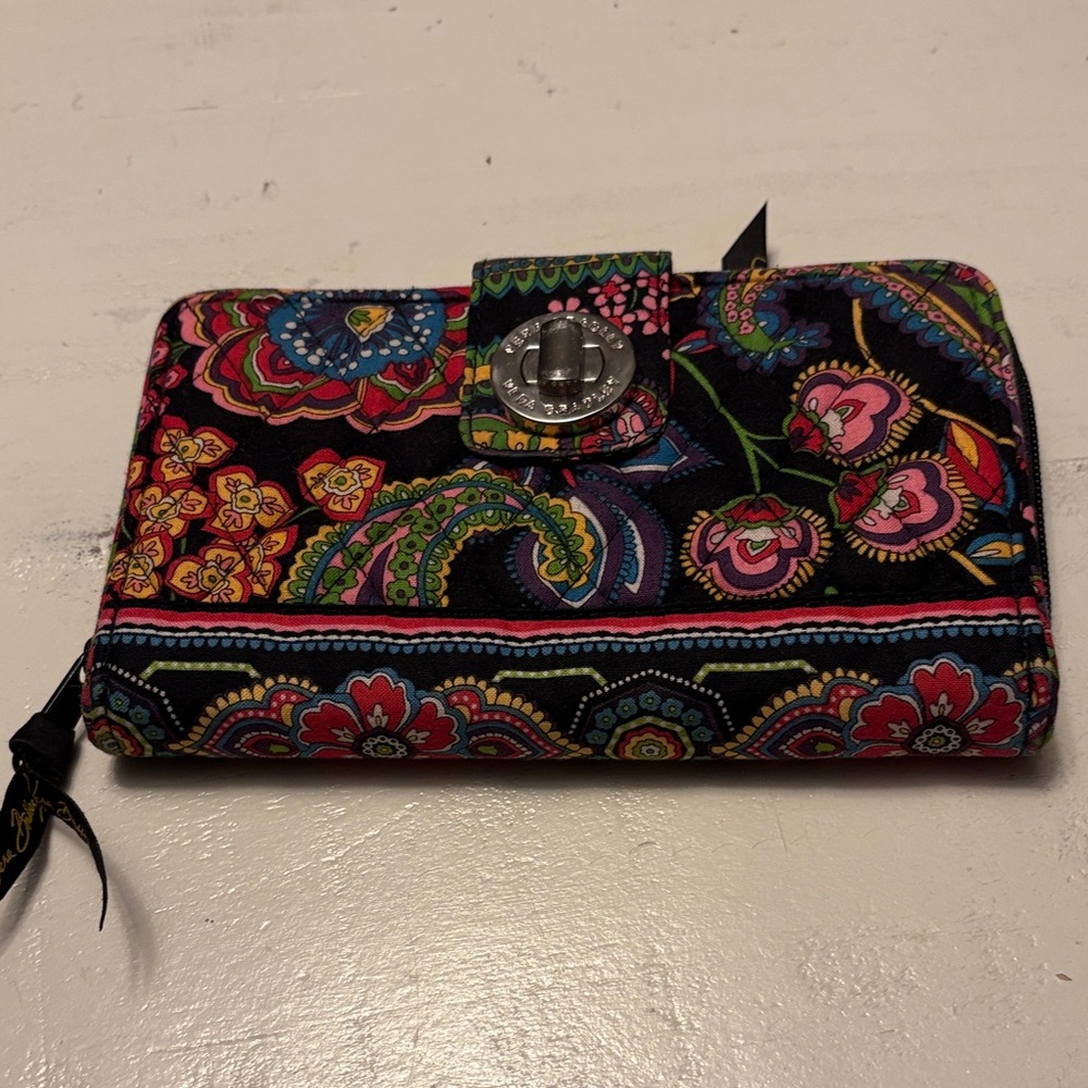 Vera Bradley Symphony in Hue wallet